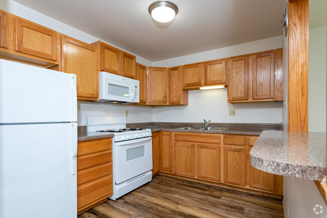 1BR, 1BA - Greenbrook Apartments