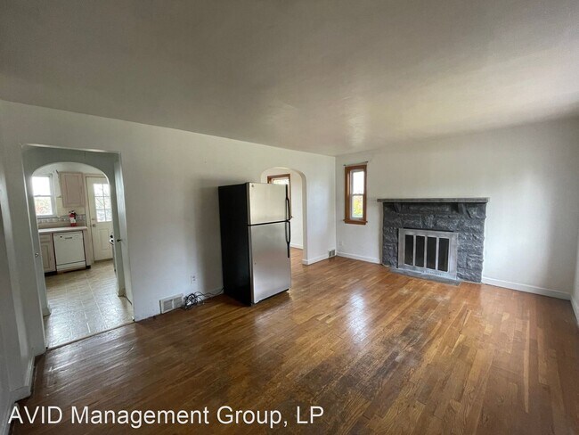 3 br, 1 bath House - 4130 Lebanon Church Rd - 4