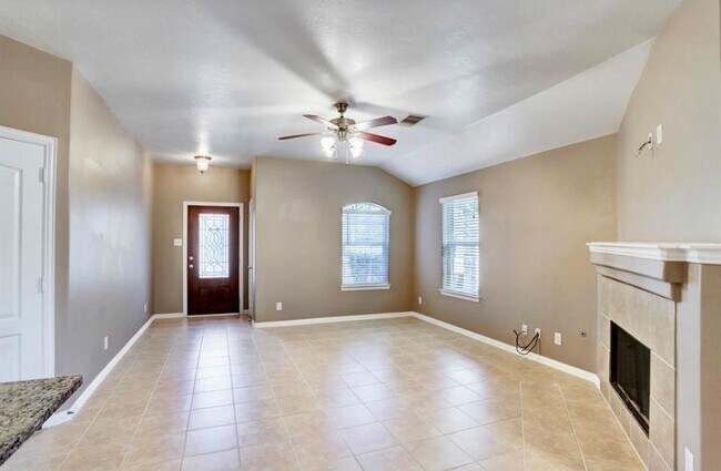 Foto del edificio - 27007 Barrow Glen Dr