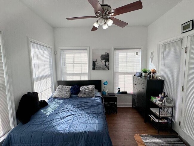 Foto del edificio - 1705 Lakeview Ave