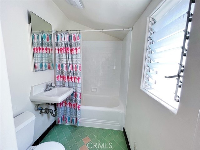 Building Photo - 409 N Monterey St