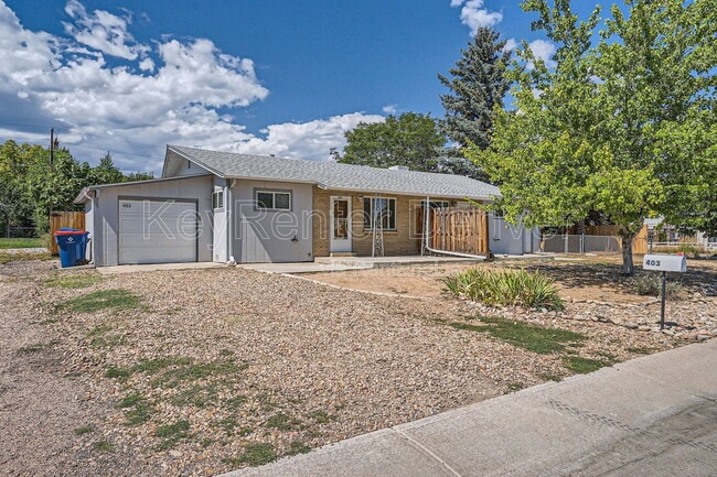 Photo - 403 S Owens St House