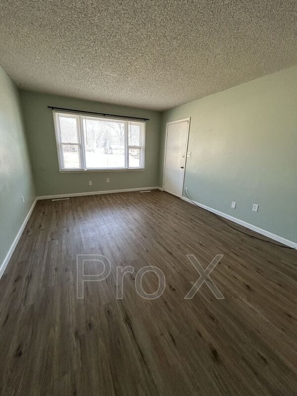 Foto del edificio - 801 N Rouse St