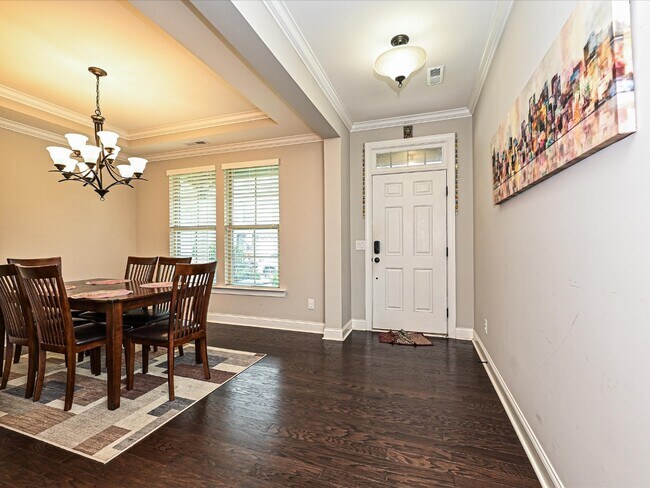 Building Photo - 724 Garrett Green Way