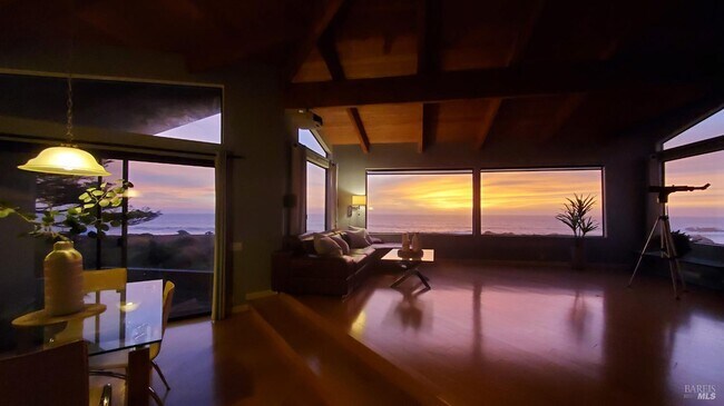 Foto del edificio - 470 Grey Whale