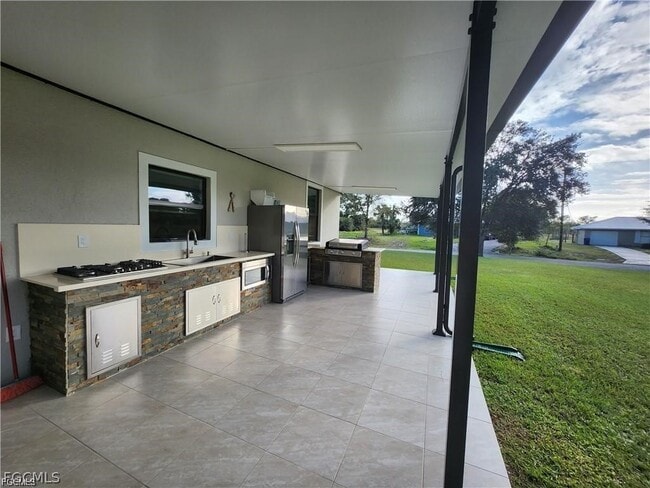 Building Photo - 5028 S Obispo Cir