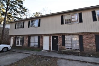 Building Photo - 7653 Hunters Ridge Ln