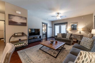 Building Photo - Township 28