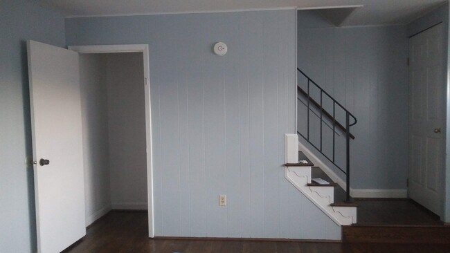 Foto del edificio - 706 Seawall Rd