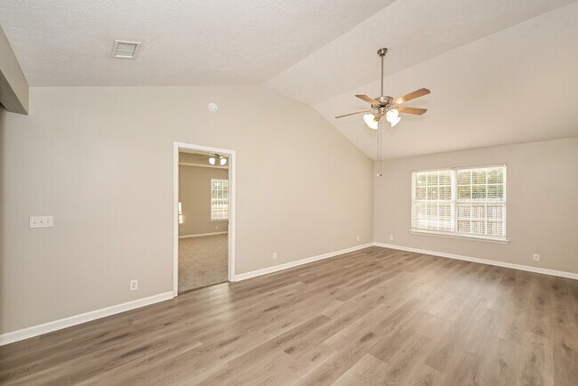 Foto del edificio - 8864 Cressent Glen Ct