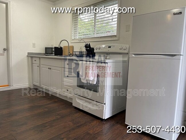 Foto del edificio - 5906 S Cushman Ave