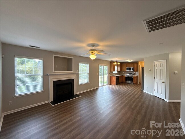 Foto del edificio - 9407 Pepperidge Ave NW