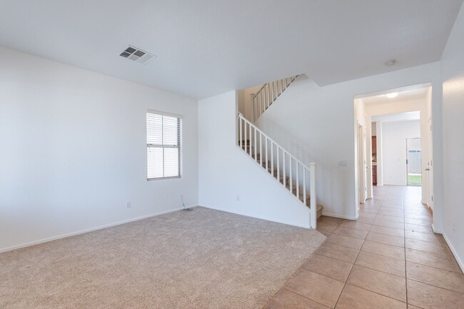 Building Photo - 4500 E Del Rio St