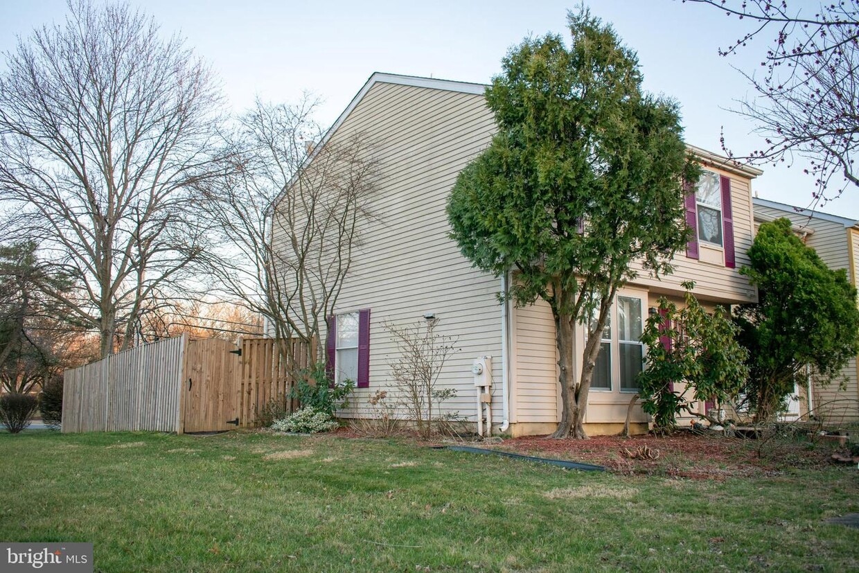 2827 Nestor Ct, Bowie, MD 20716 Townhome Rentals in Bowie MD