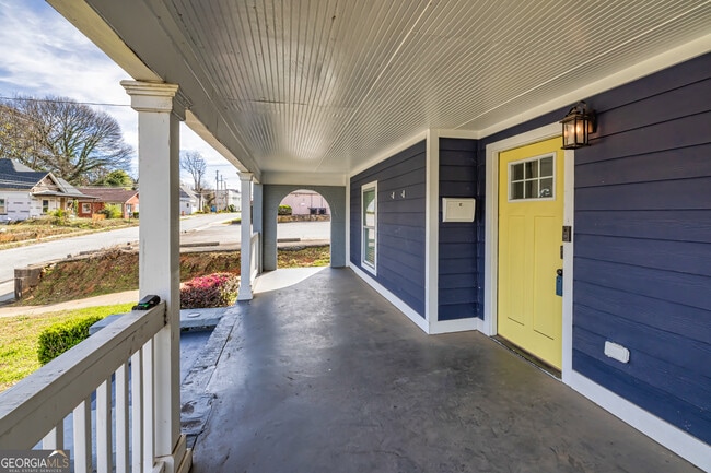 Building Photo - 1678 Dorsey Ave