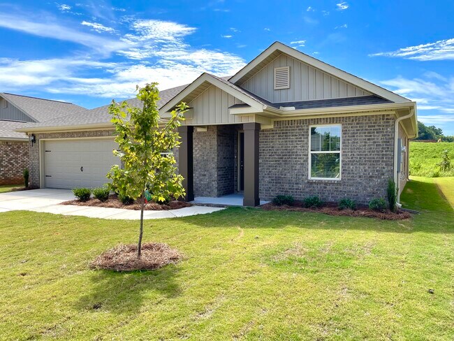 Building Photo - 216 Hydra Cir