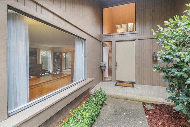 Building Photo - 11465 Ghirardelli Ct