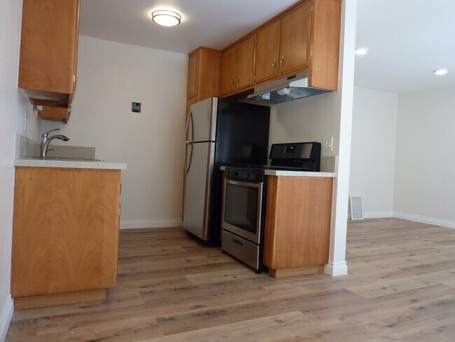 Foto del edificio - 4429 Prospect Ave