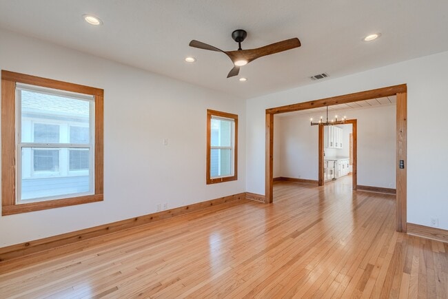 Photo - 6706 Fisher Rd House