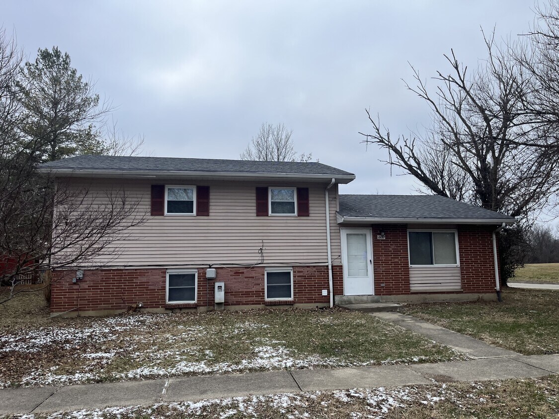 Photo - 2137 Val Vista Ct (Dayton, OH)