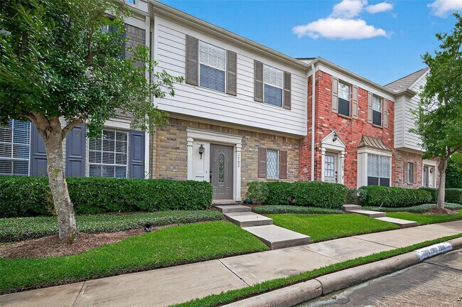 Foto del edificio - 2910 Grants Lake Blvd