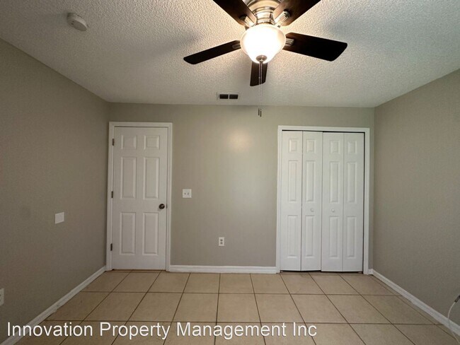 Building Photo - 3 br, 2 bath House - 1123 Doncaster Court