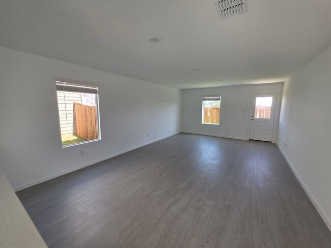 Foto del edificio - Stunning New Construction in Foree Ranch –...