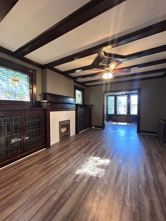 Foto del edificio - 3 Bed 1 Bath Duplex (Observatory Hill)