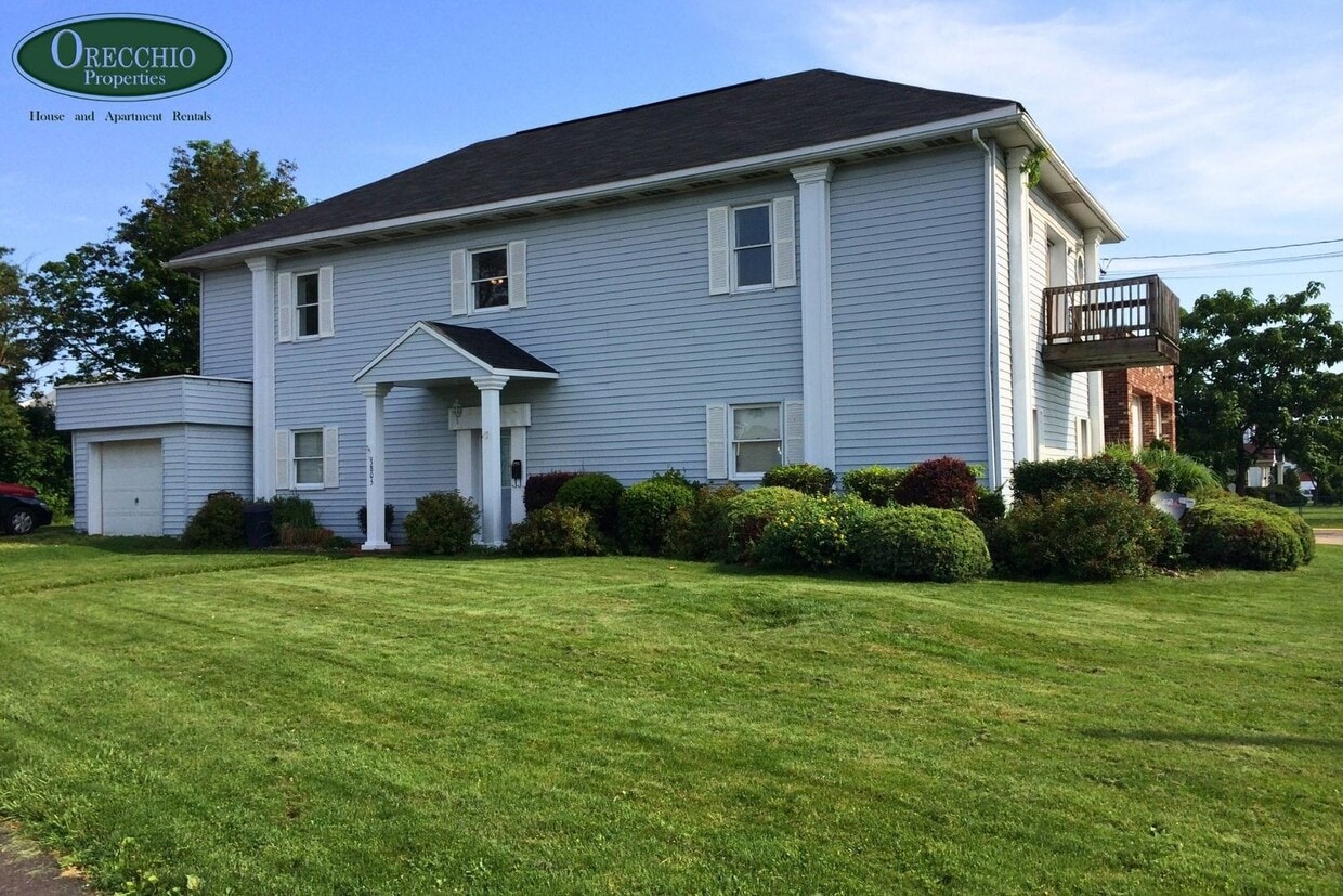 Primary Photo - 3805 Brightway St