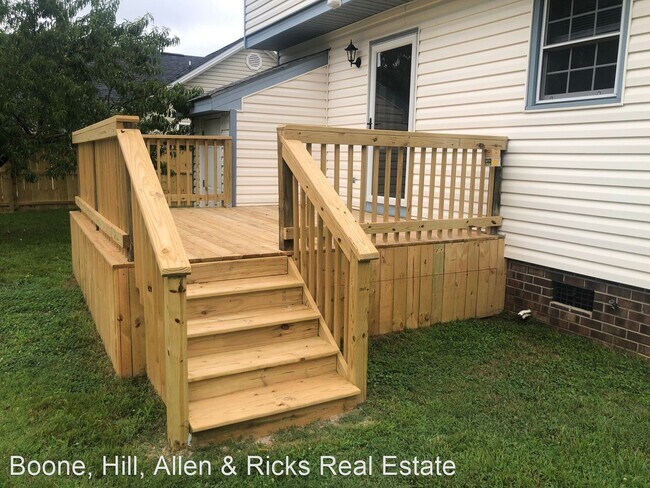 Foto del edificio - 3 br, 2.5 bath House - 2421 Sexton Road
