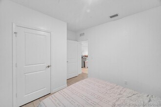 Building Photo - 5082 Armina Pl