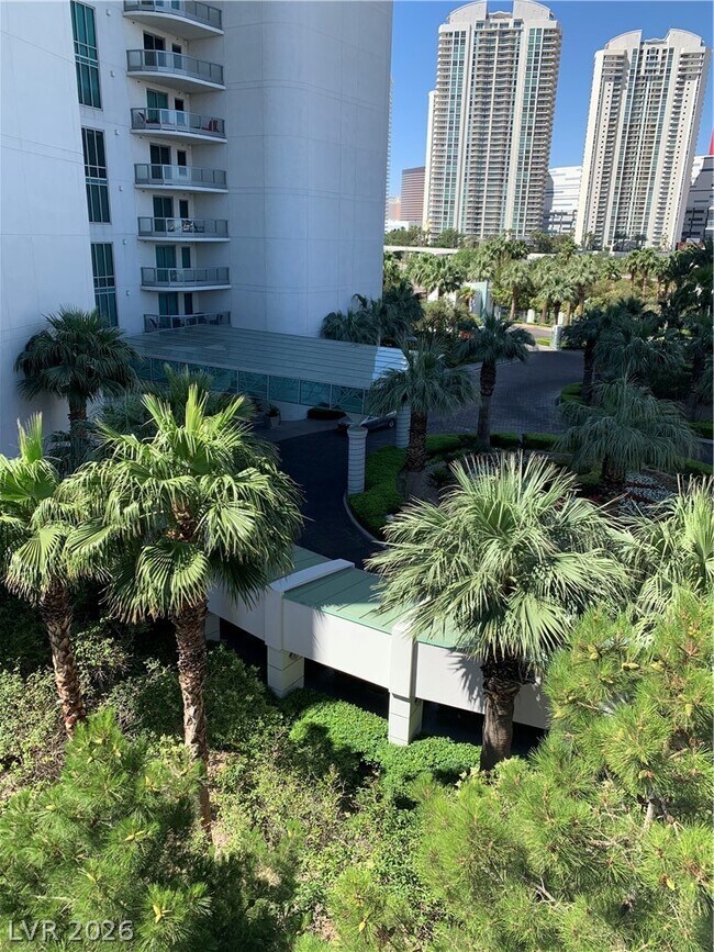 Foto del edificio - 322 E Karen Ave