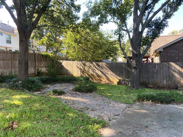 Building Photo - 1104 Winding Creek W Dr