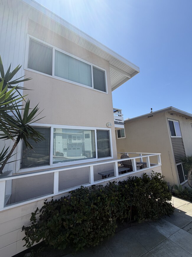 Photo - 206 15th St Townhome