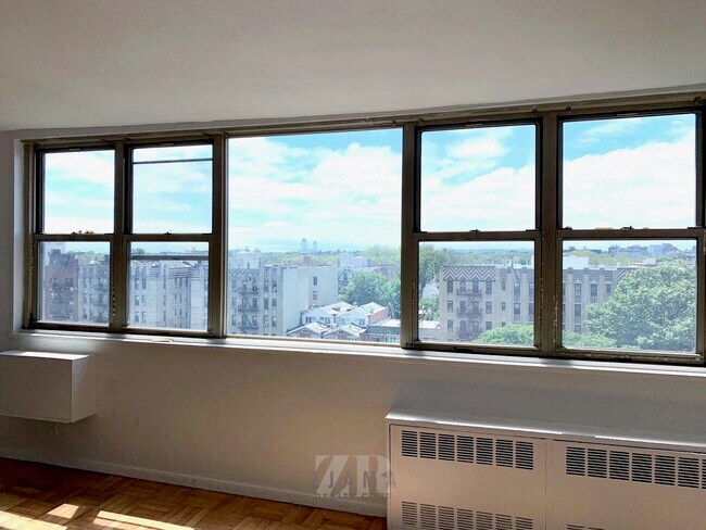 Building Photo - 455 Ocean Pkwy