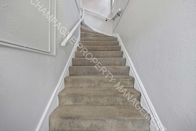 Foto del edificio - 3744/3746 Harrison Blvd