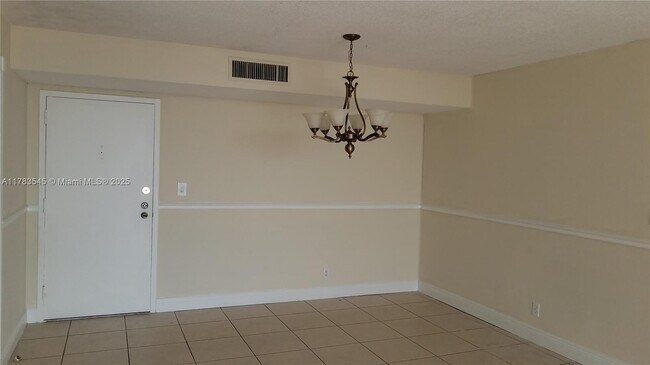 Foto del edificio - 290 174th St St