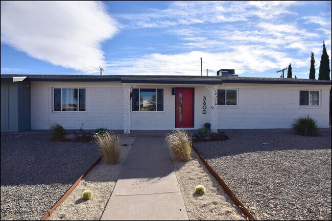 Foto del edificio - 3600 Volcanic Ave