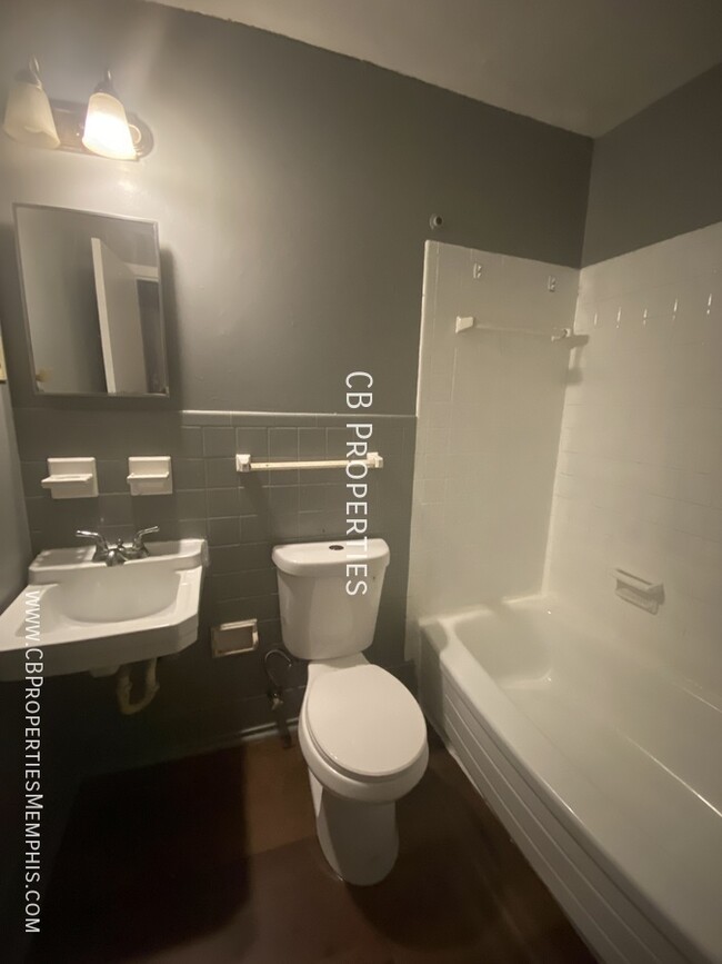 Foto del edificio - 5425 Lochinvar Rd