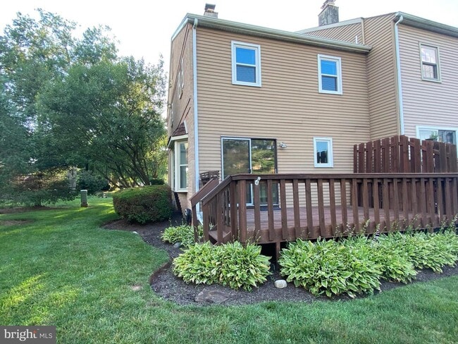 Building Photo - 4001 Brandywine Ct