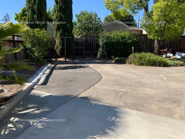 Building Photo - "Coming Soon"-------Alta Heights Charmer