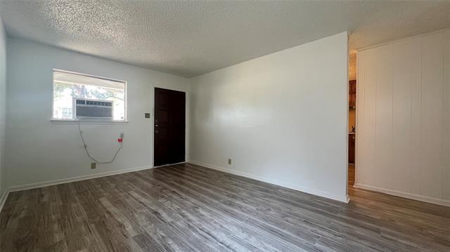 Foto del edificio - 5429 Farnsworth Ave
