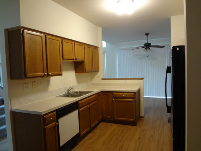 Building Photo - 283 Camel Bend Ct
