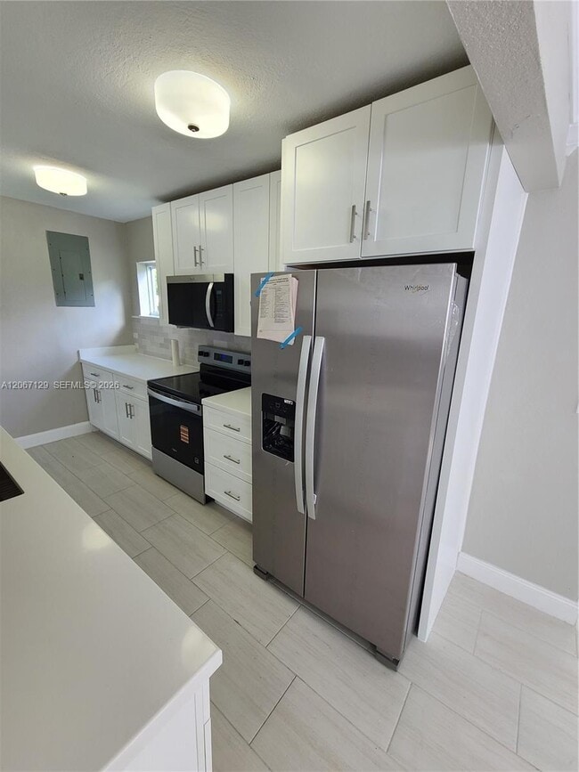 Building Photo - 1240 NE 207th Terrace