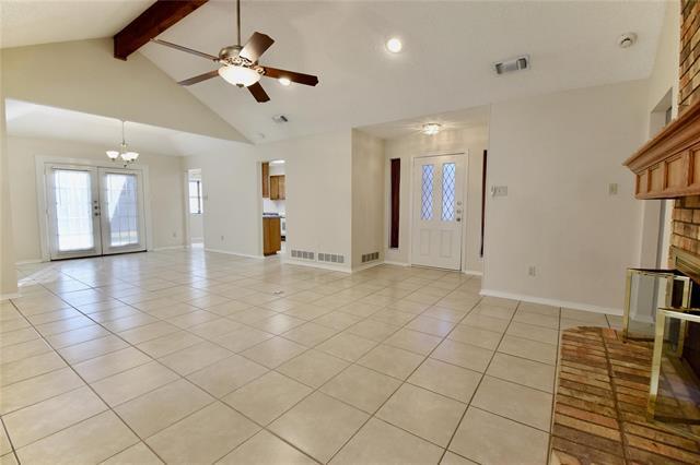 Building Photo - 6119 Kingswood Dr