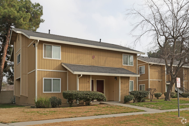 Building Photo - Corcoran Garden Apartments