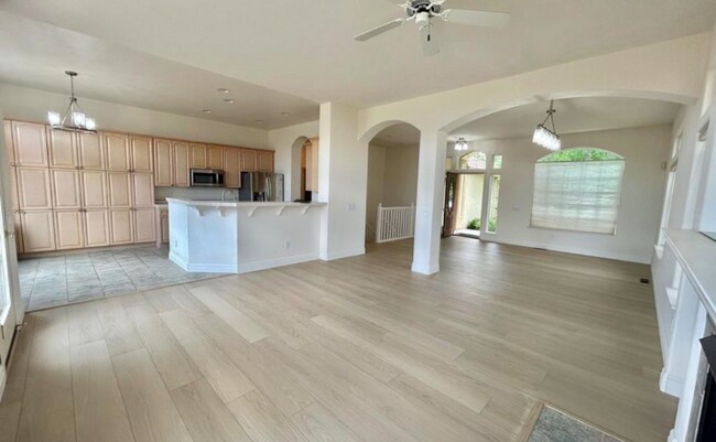 Foto del edificio - 4781 W Creek Ridge Trail