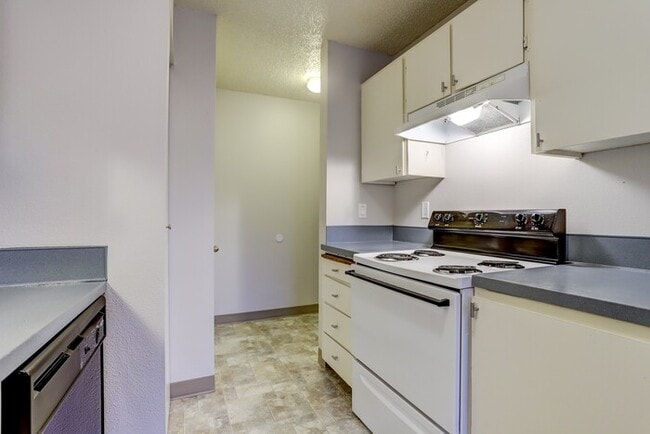 Foto del edificio - MAKE THIS YOUR NEW HOME!!: Spacious 2 bdrm...