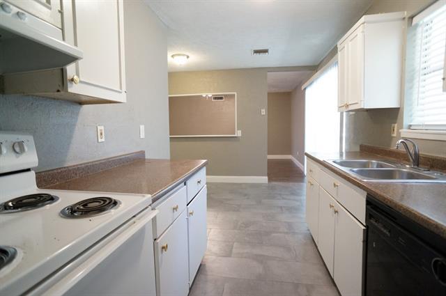 Building Photo - 3409 Chelsea Ln