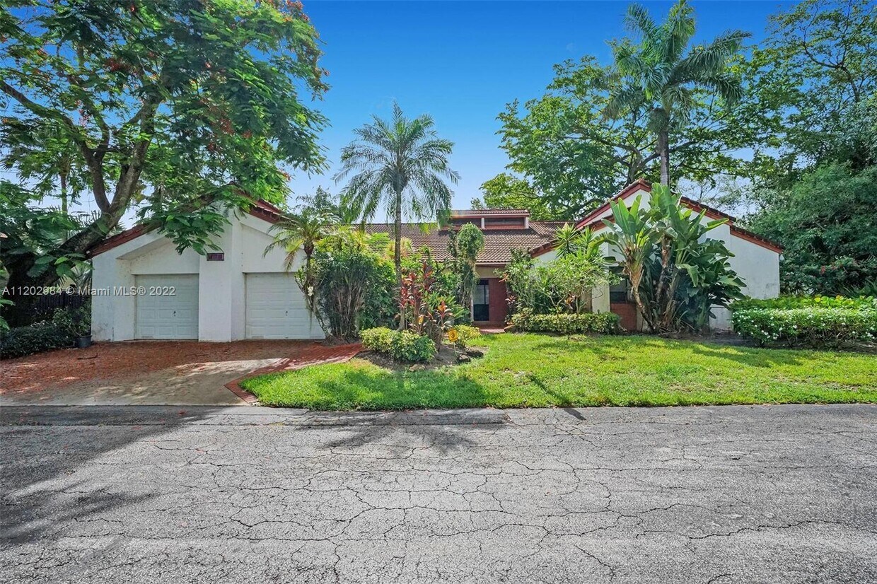 Foto principal - 5740 SW 33rd Terrace